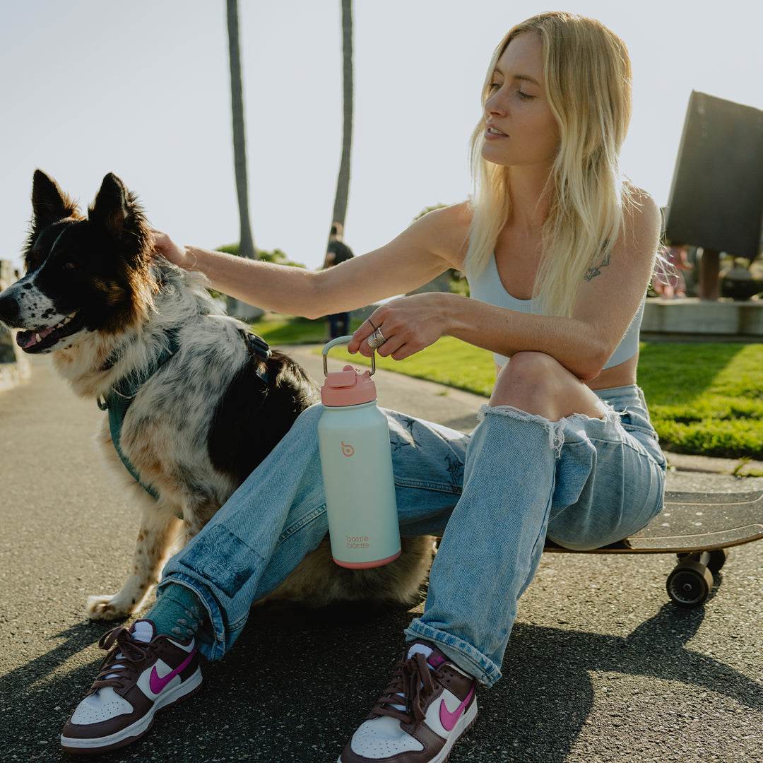 Hydro X Bottle 32oz (Bow Design is on Pre-sale)